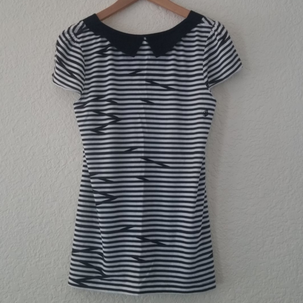 Volcom top - Picture 2 of 4